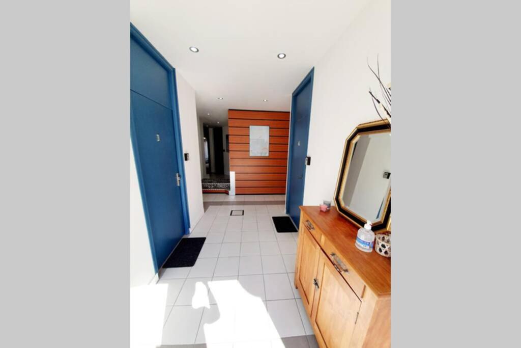Appartement Lumineux Tout Confort De 33M2 Au Centre De Vannes Exterior photo